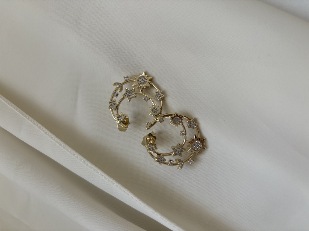 Yıldız Detaylı Ay Küpe Gold