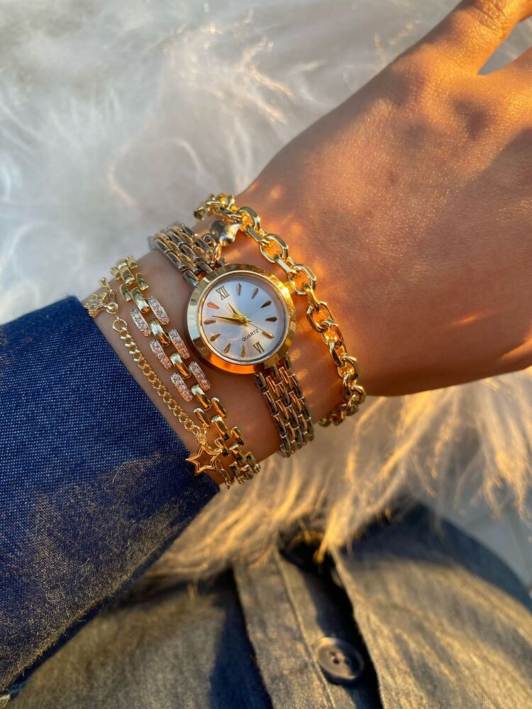Diana Model Charmlı Saat Gold