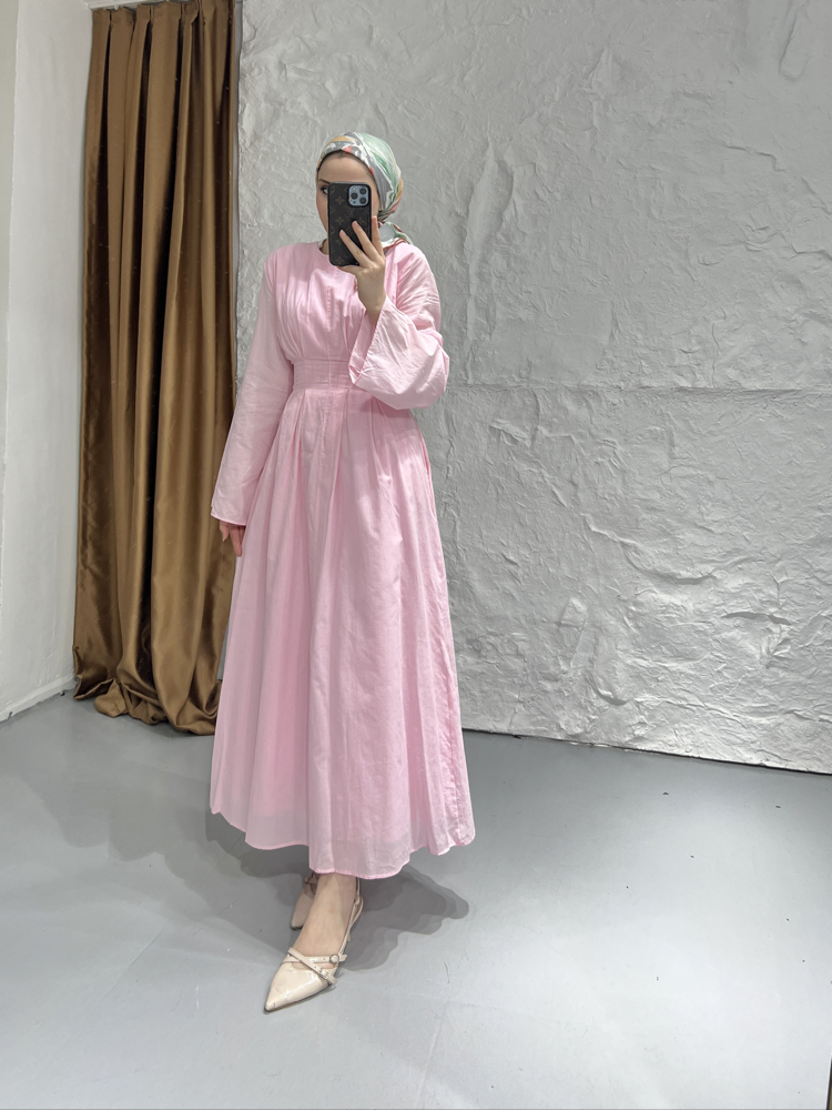 Bel vurgulu elbise pembe