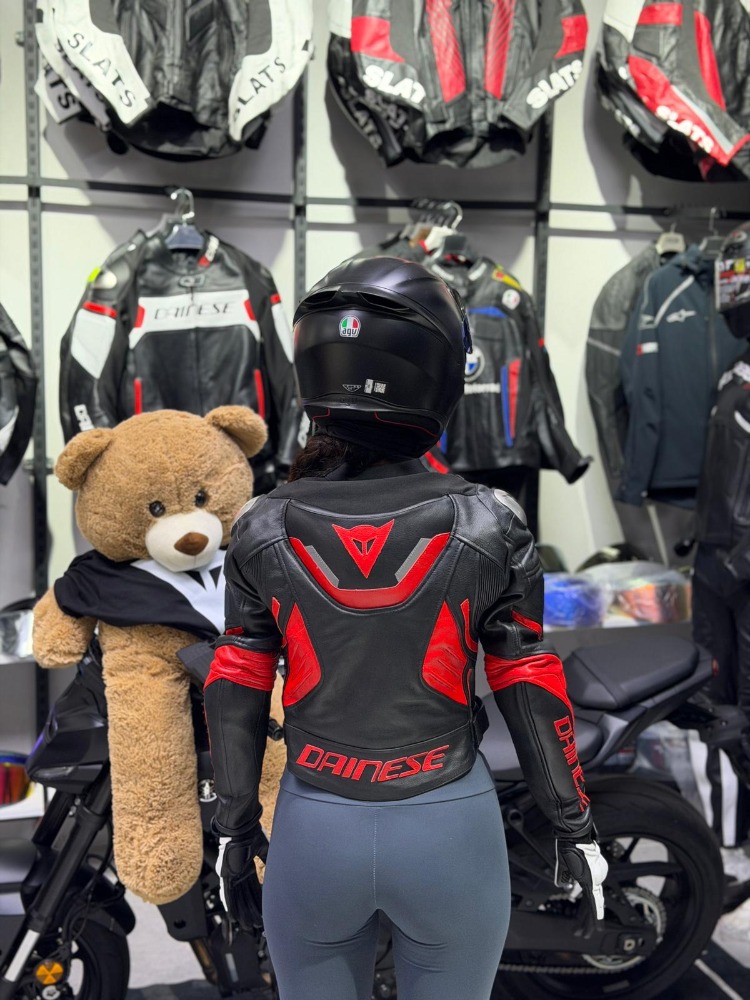 Dainese Deri Ceketi SİYAH-KIRMIZI