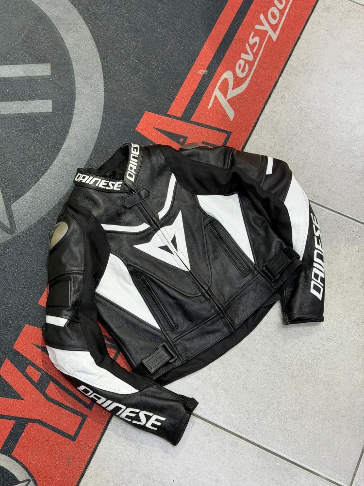 Dainese Kadın Deri Ceketi SİYAH-BEYAZ