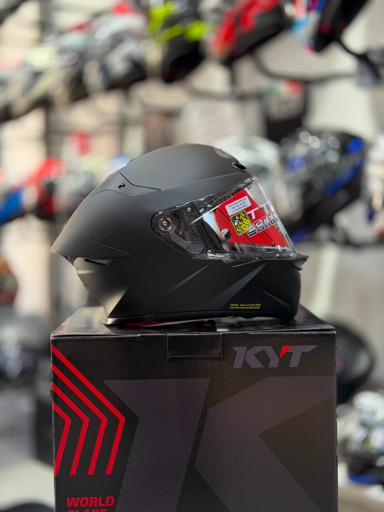 KYT TT-REVO KASK PLAIN MATT BLACK
