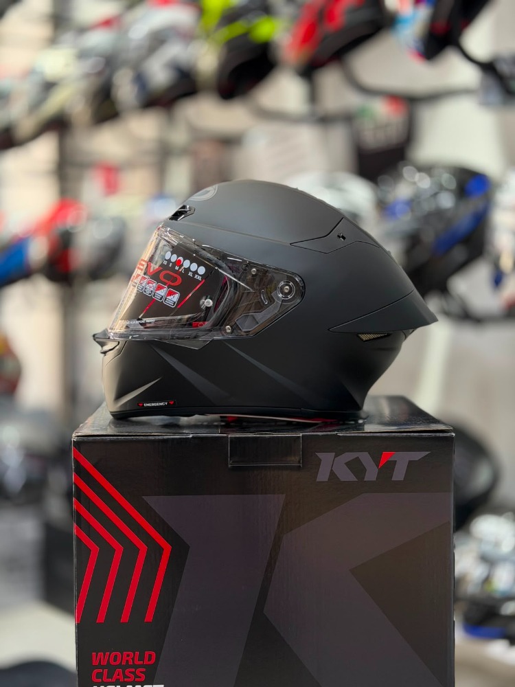 KYT TT-REVO KASK PLAIN MATT BLACK