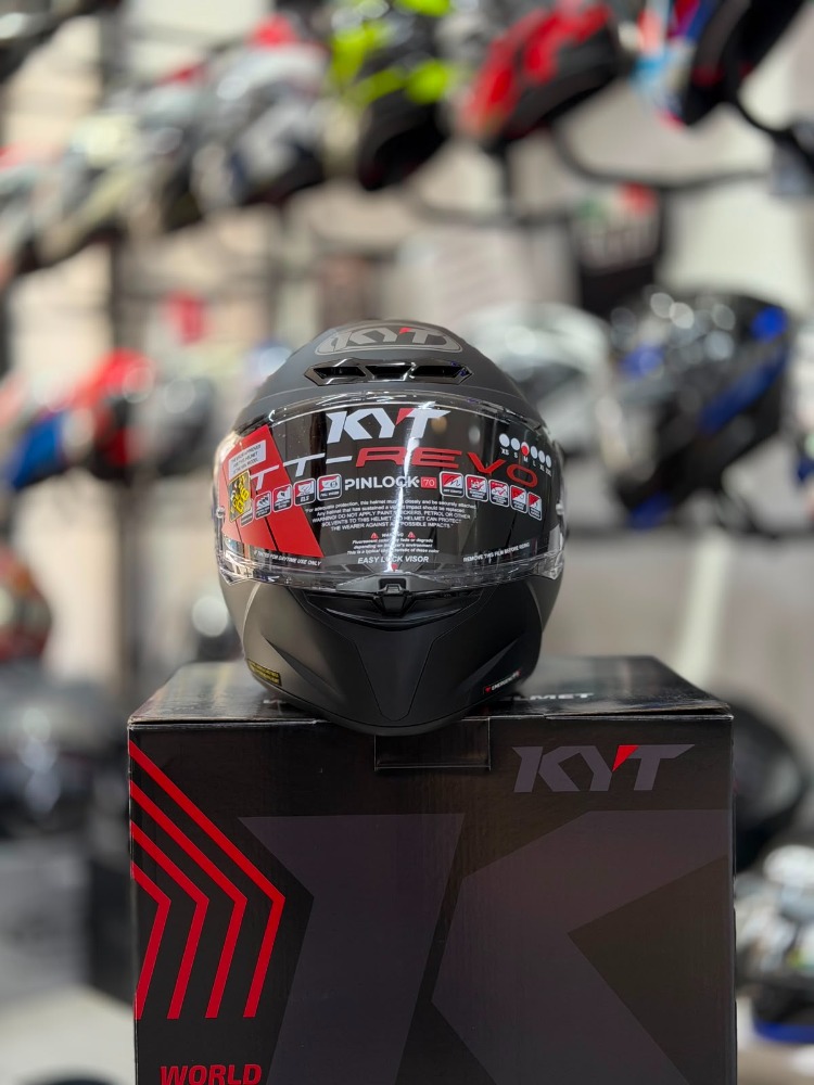 KYT TT-REVO KASK PLAIN MATT BLACK