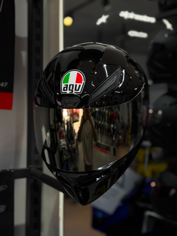 Agv K1 S Mono Black Kapalı Kask (AYNALI VİZÖR)