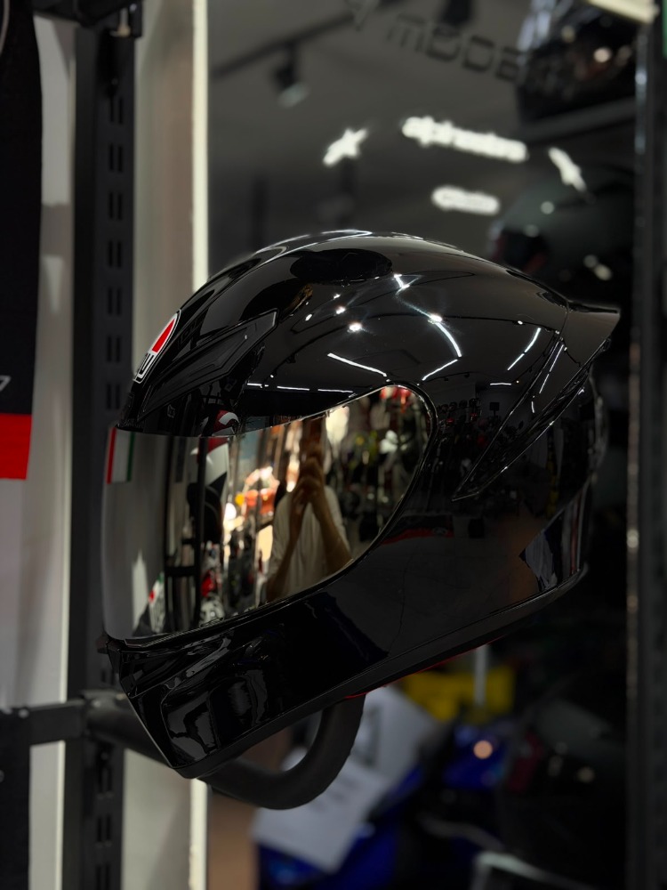 Agv K1 S Mono Black Kapalı Kask (AYNALI VİZÖR)