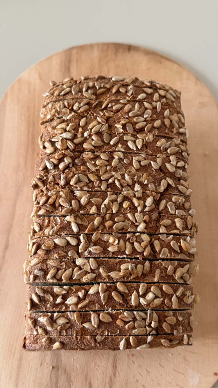 1250g %100 Ekşi Mayalı Çekirdekli Çavdar Ekmeği 