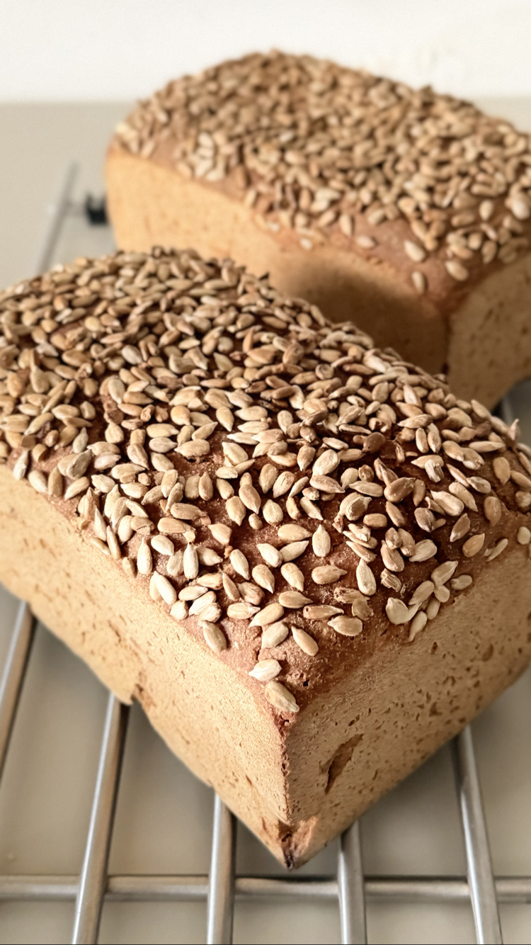 1250g %100 Ekşi Mayalı Çekirdekli Çavdar Ekmeği 