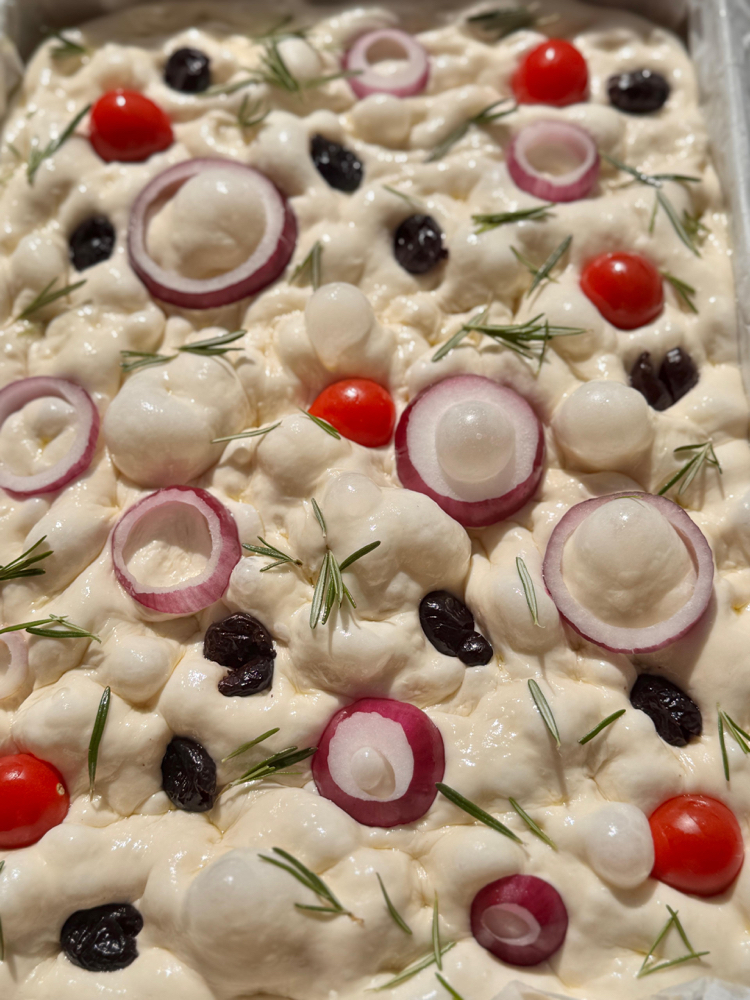 %100 ekşi mayalı focaccia 