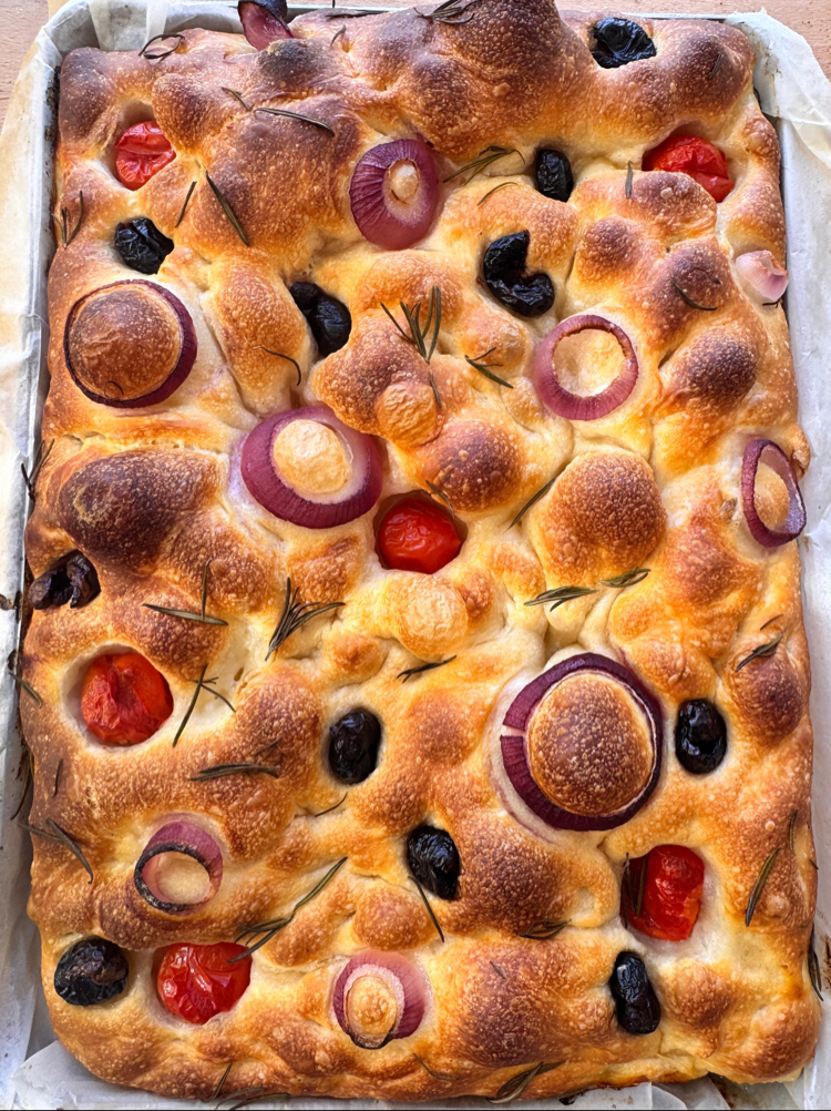 %100 ekşi mayalı focaccia 