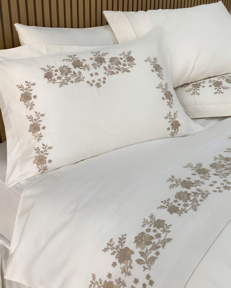 ZARA 7 PARÇA NEVRESİM PİKE SETİ (VİZON NAKIŞLI)