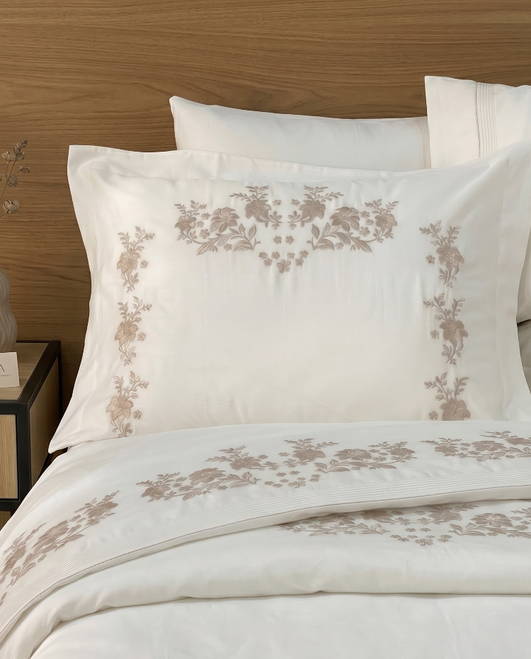 ZARA 7 PARÇA NEVRESİM PİKE SETİ (VİZON NAKIŞLI)