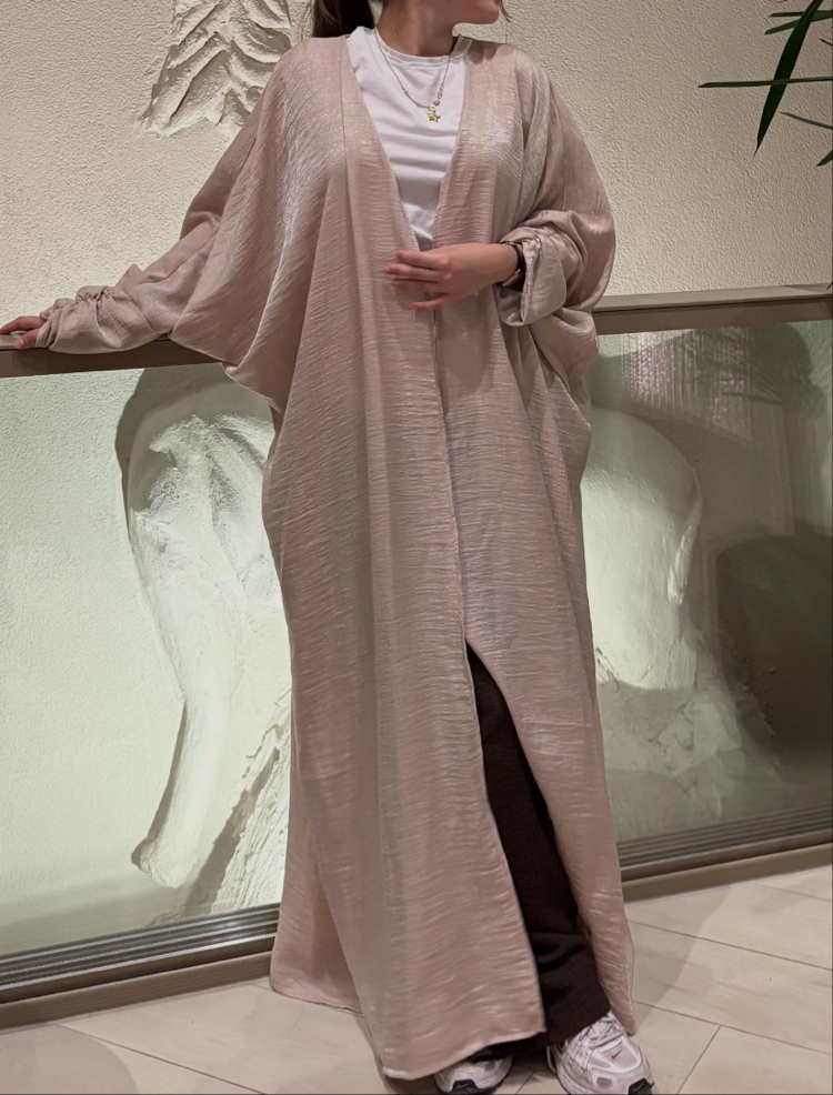 kolu kıvrımlı beige elegance