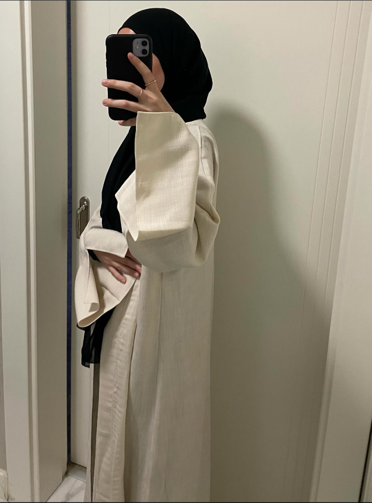 ekru yırtmaçlı abaya