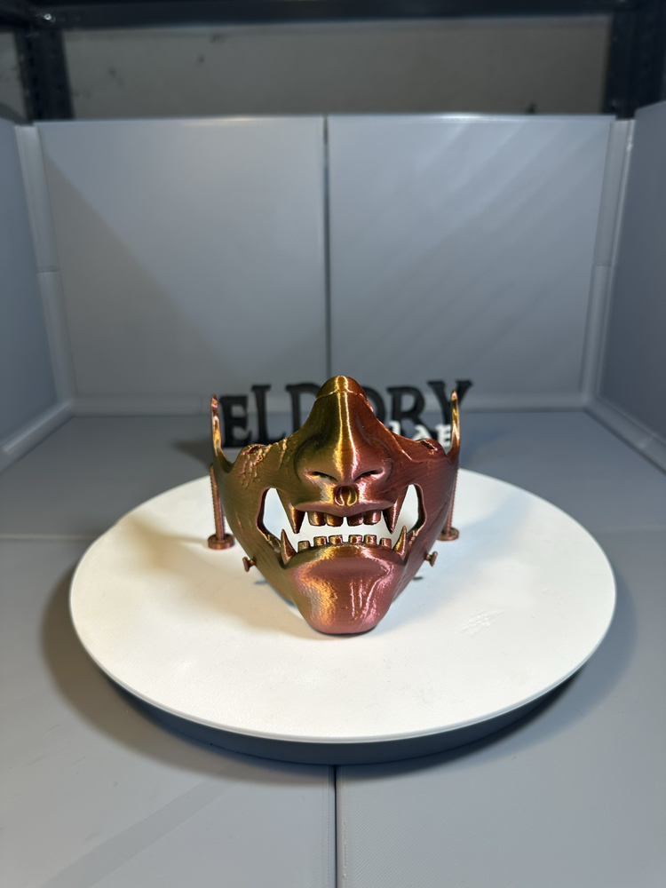 3D Baskı Oni Maskesi Kol Tutucu Stand | Oyuncu Masaüstü Aksesuarı