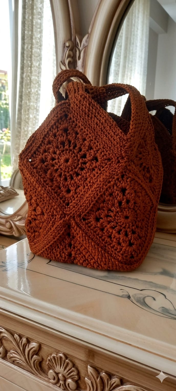  9 Motifli Boho Tarz El Yapımı Tığ İşi Çanta
