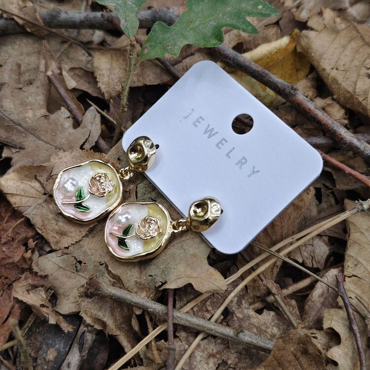 Zarif vintage çicek küpe