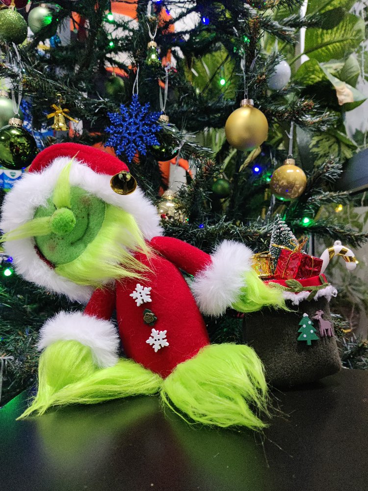 The Grinch Gnome