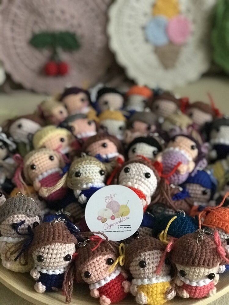 Minik Kız Anahtarlık