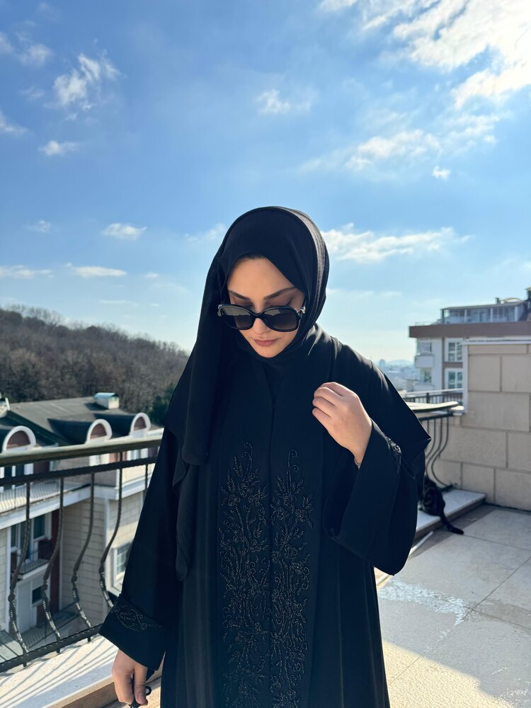 Luxe Abaya 