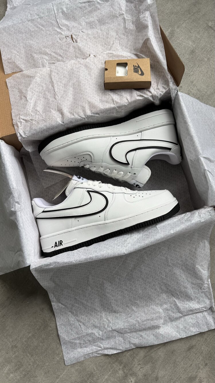 Nike Airforce 1 Outline Swoosh