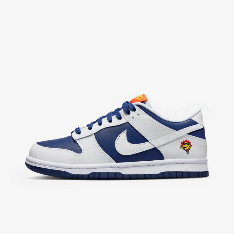 Nike SB Dunk Low UV Reactive Photon Dust Midnight Navy