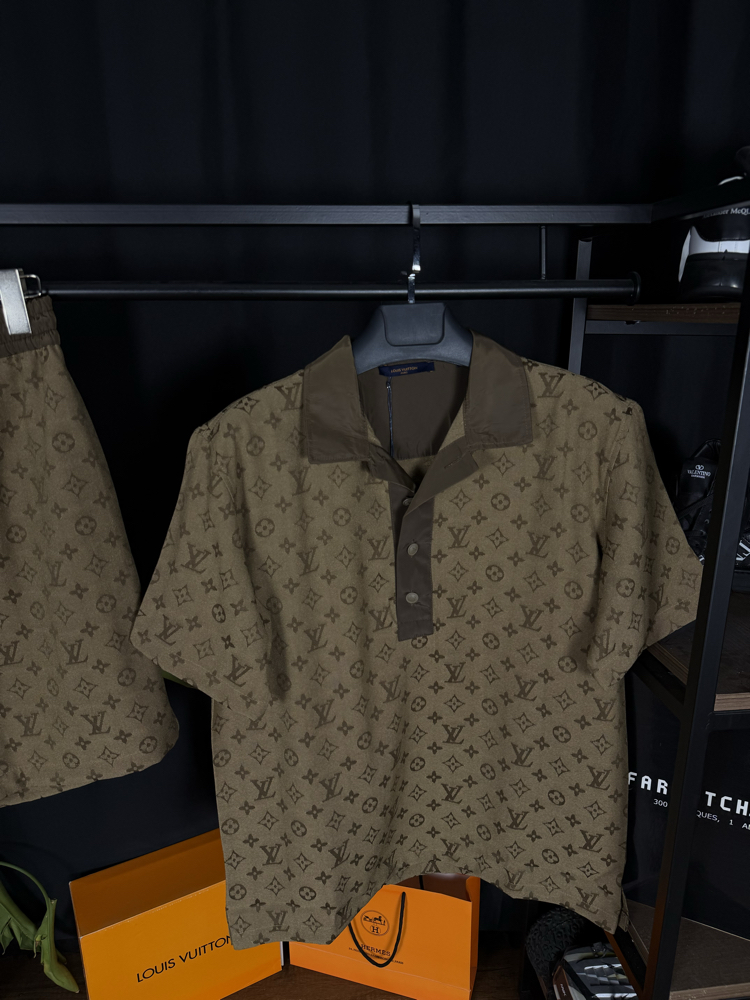 LOUIS VUITTON PREMIUM