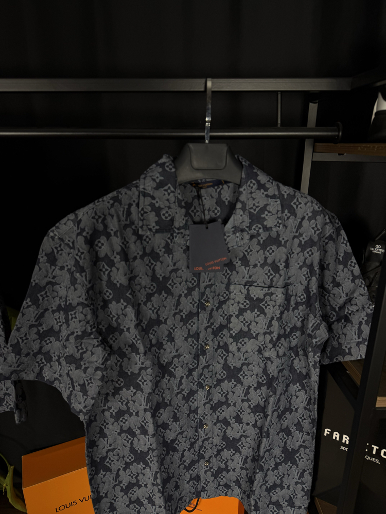 LOUIS VUITTON PREMIUM
