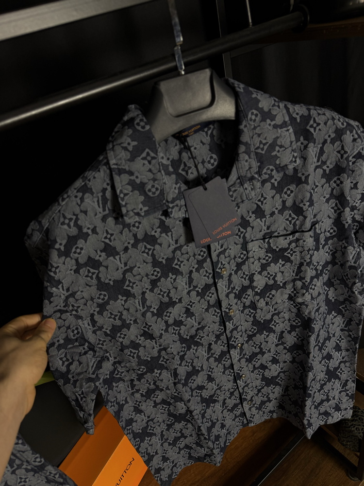 LOUIS VUITTON PREMIUM