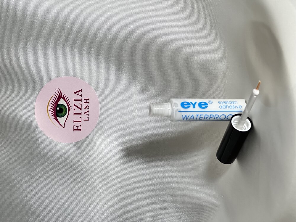 EYE KİRPİK YAPIŞTIRICI