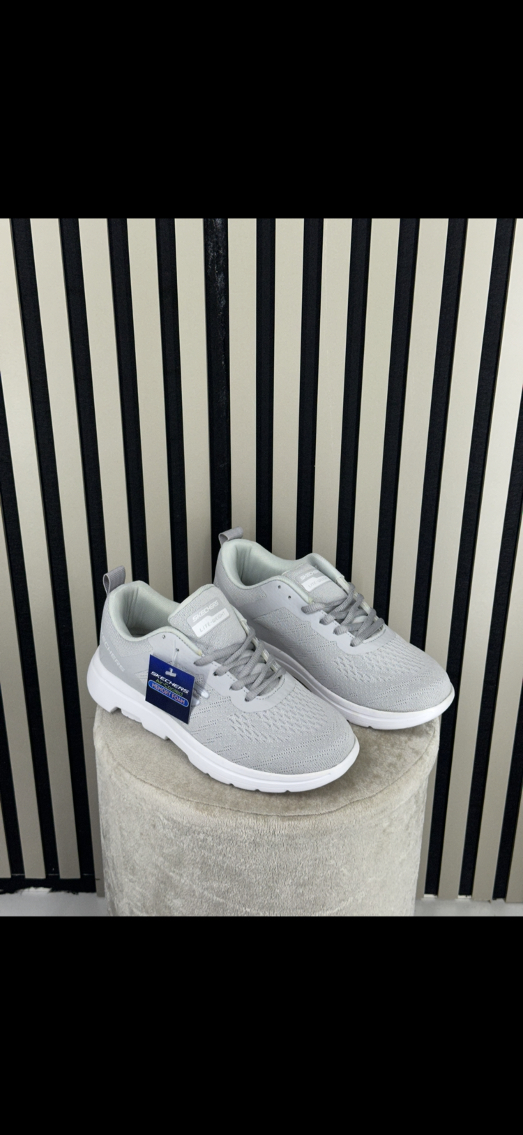Skechers
