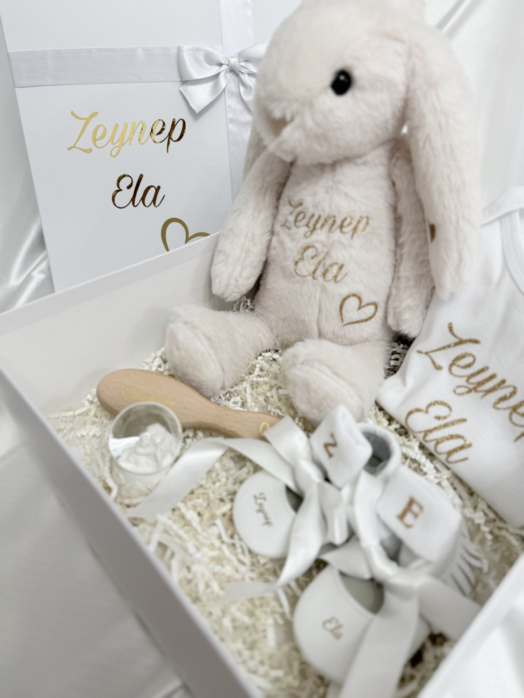 Eloria Deluxe Baby Box