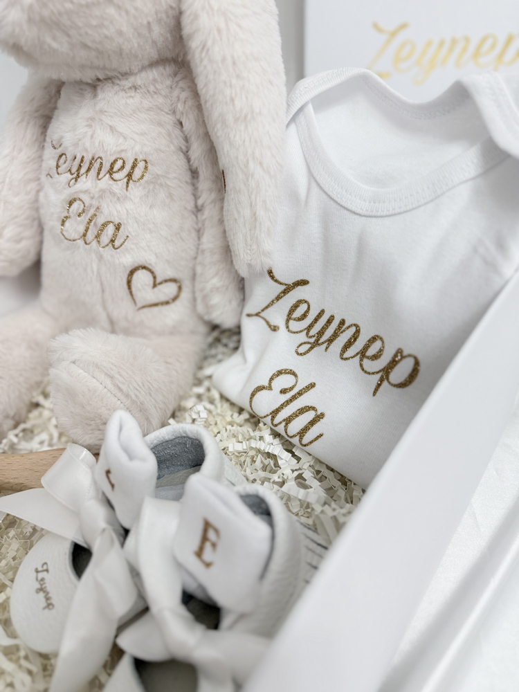 Eloria Deluxe Baby Box