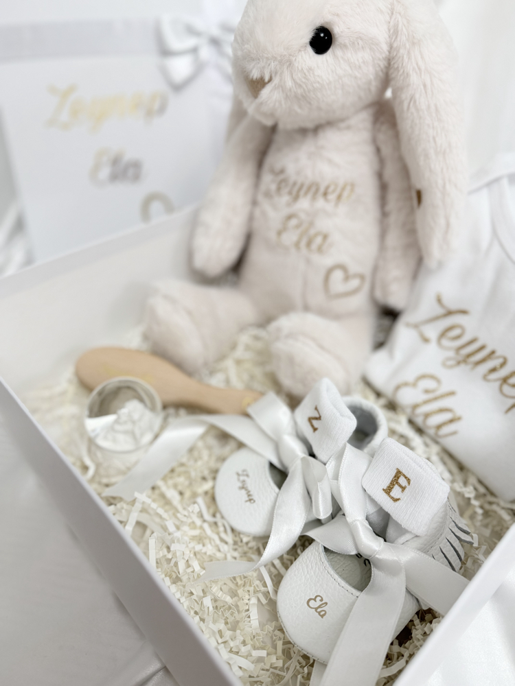 Eloria Deluxe Baby Box