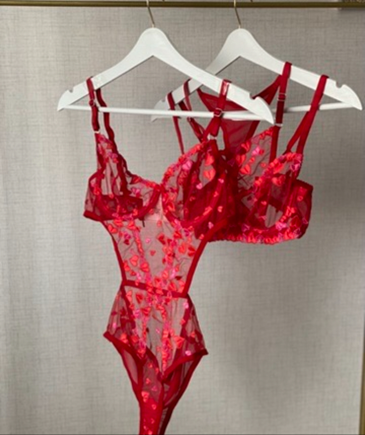 Kalpli Bodysuit -Sütyen Set 