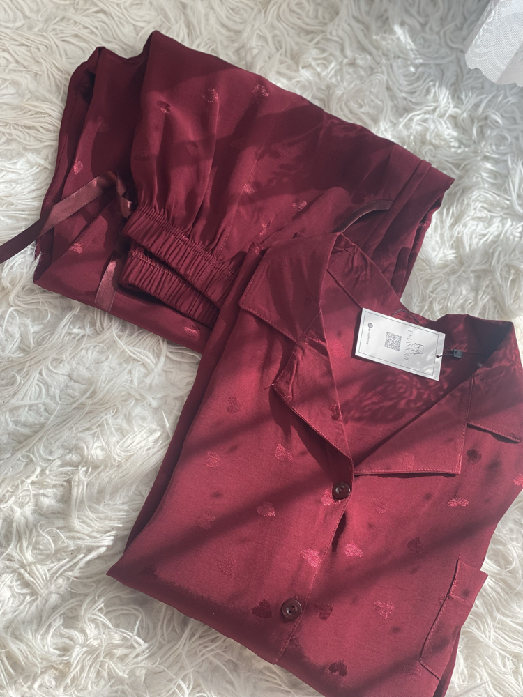 Kırmızı Kalpli Uzun Kollu Pijama Takımı