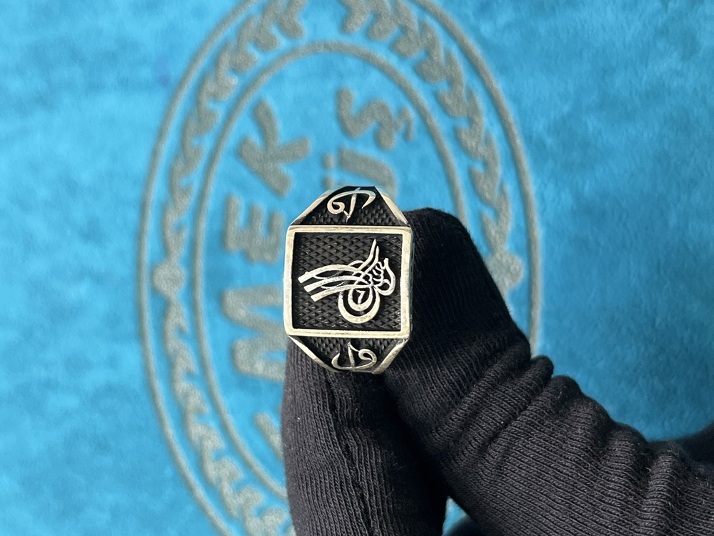 EY-477