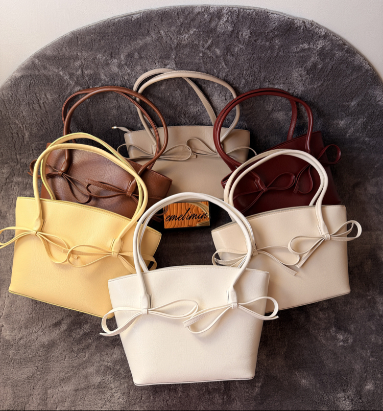 Coquette Style Fiyonklu Günlük Kol Çantası