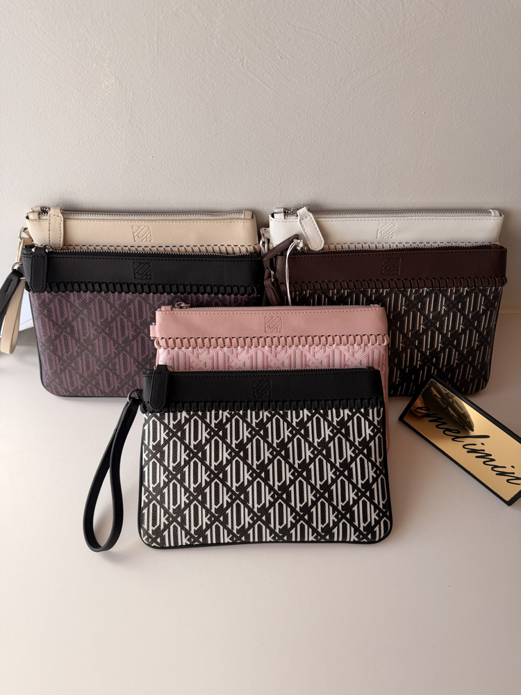 Mia Model Nakışlı Clutch Çanta