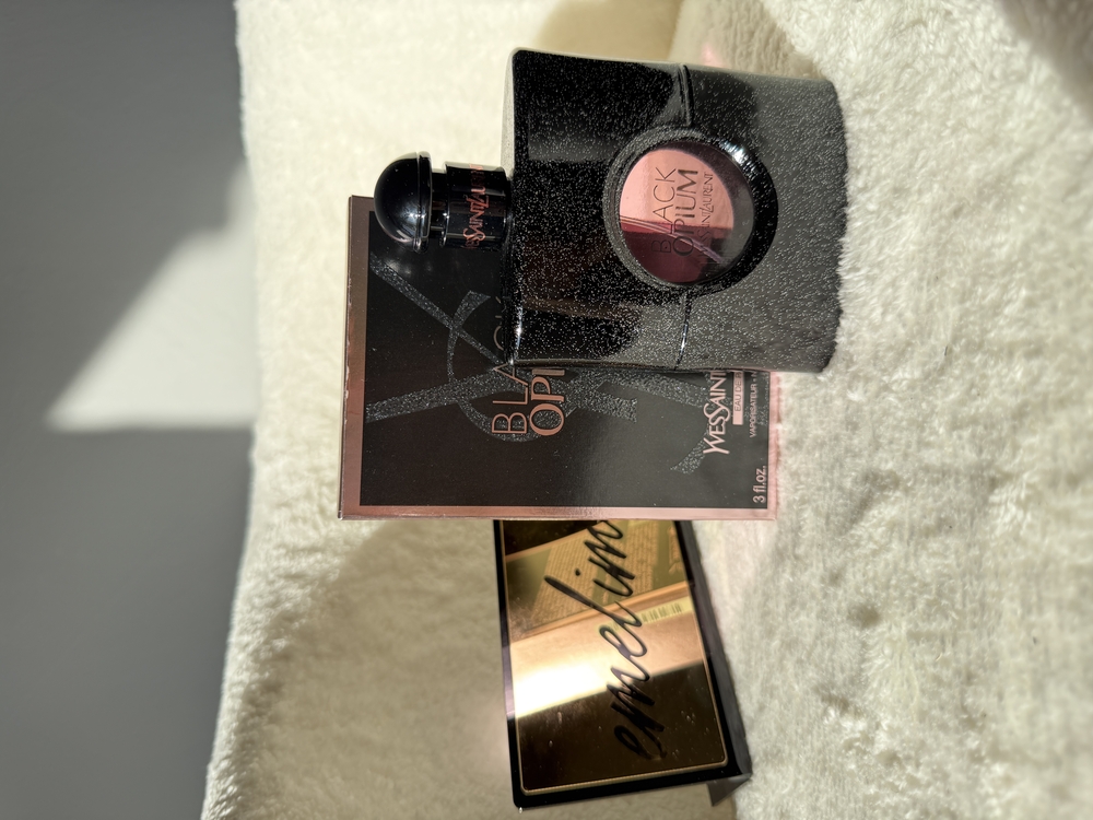 İthal Yves Saint Laurent Black Opium Eau de Parfum 90 ml