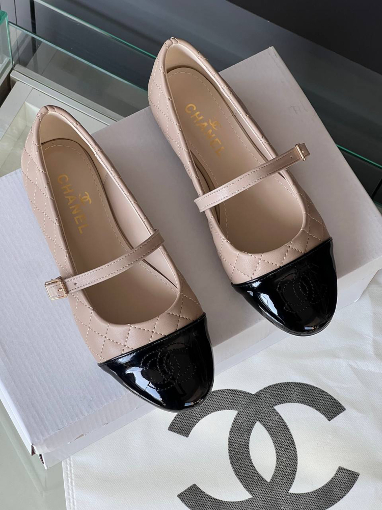 Chanel Krem Babet