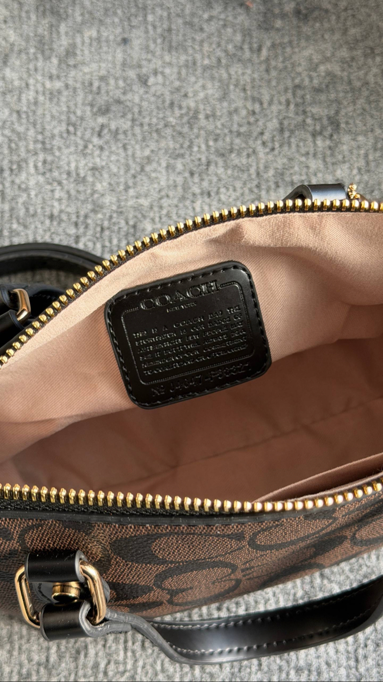 Coach Mini Gallery Bag