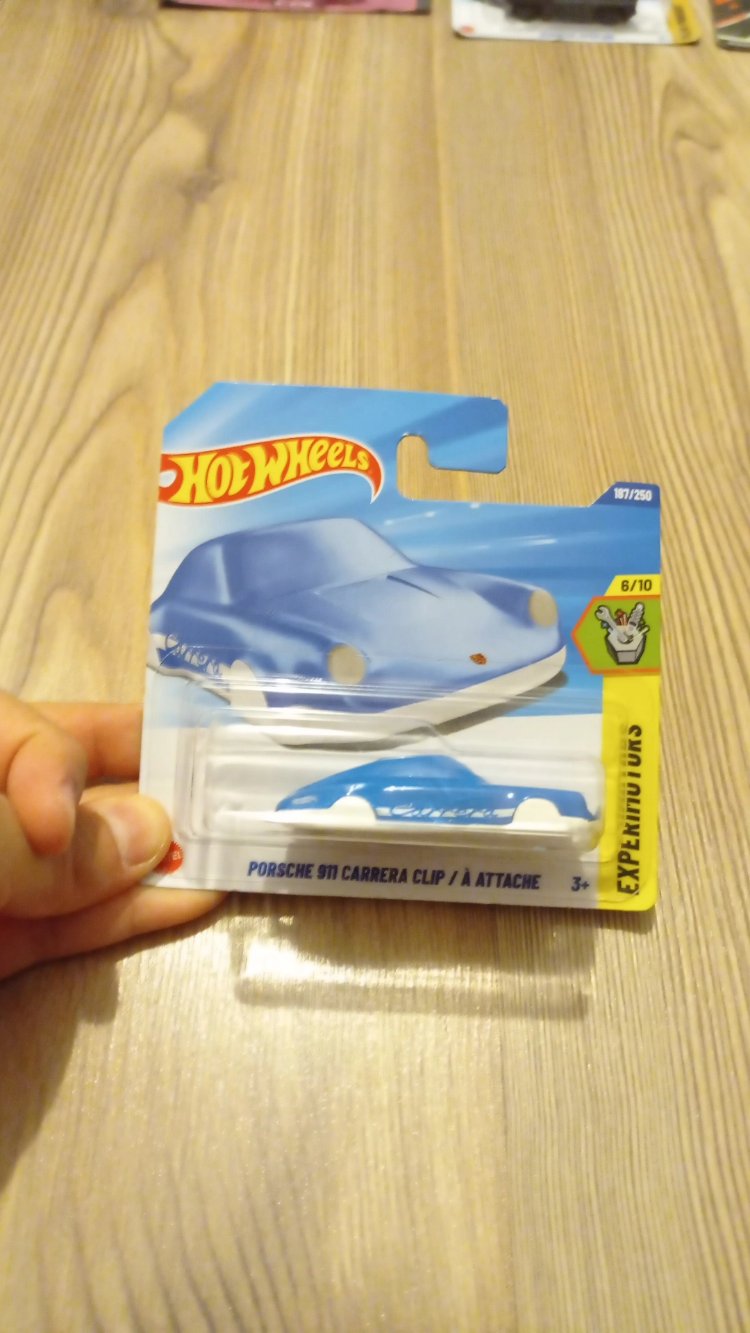 PORSCHE 911 CARRERA CLIP/Á ATTACHE