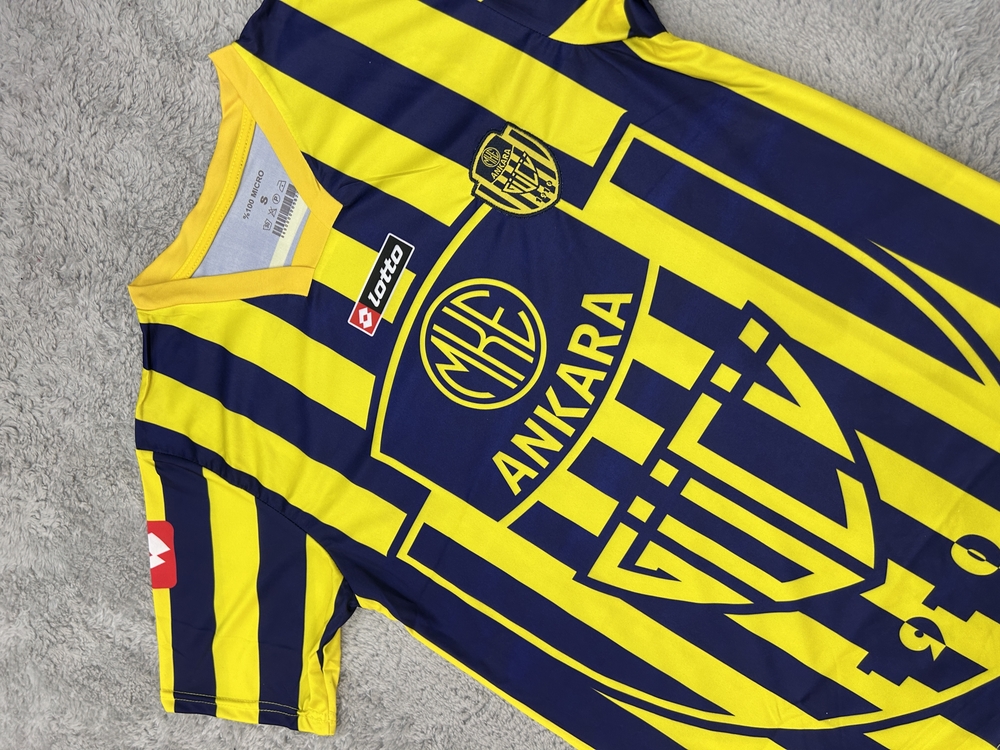 Ankaragücü çubuklu forma
