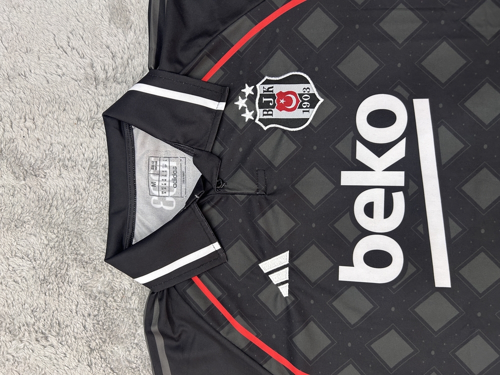 yeni sezon siyah polo yaka