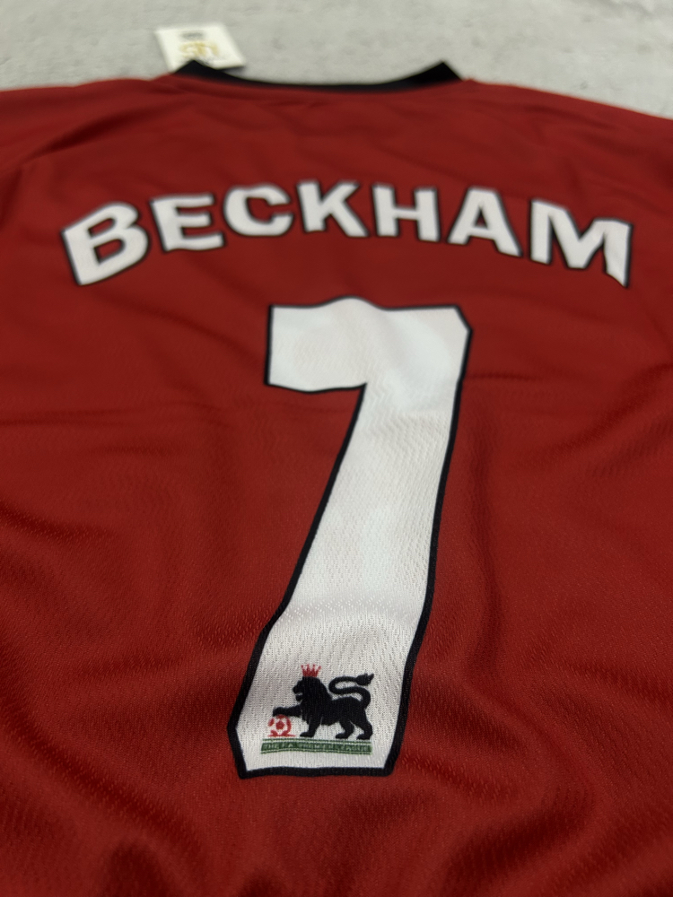 Beckham Manchester Utd retro