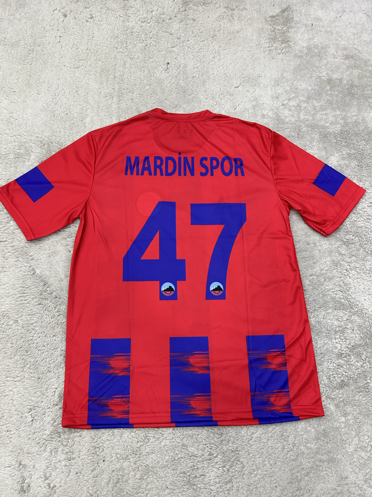 Mardinspor kırmızı