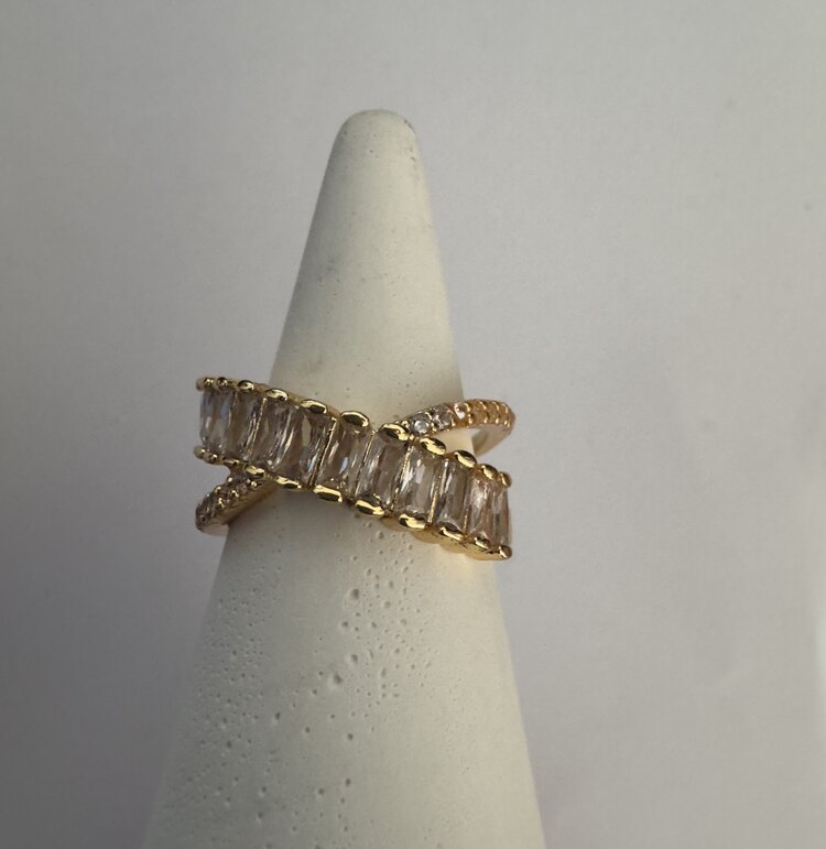 Luxe Cross Yüzük