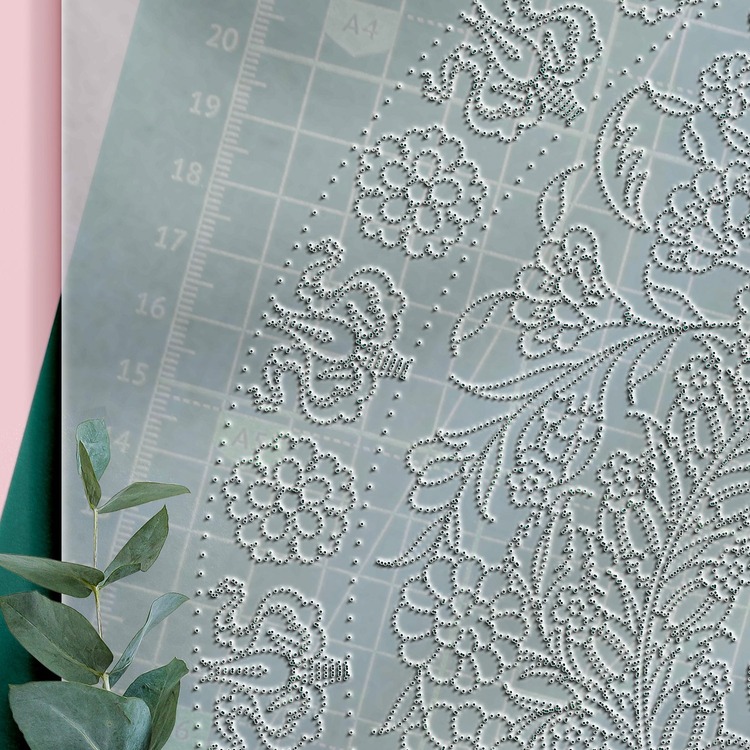 Perforated Stencil 30 cm. - Classic Iznik Pomegranate and Thorn Tile Plate Pattern