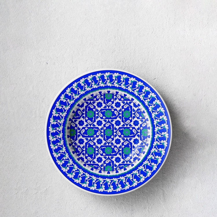 Perforated Stencil 30 cm. - Checkered Lotus Rumi Tile Plate Pattern